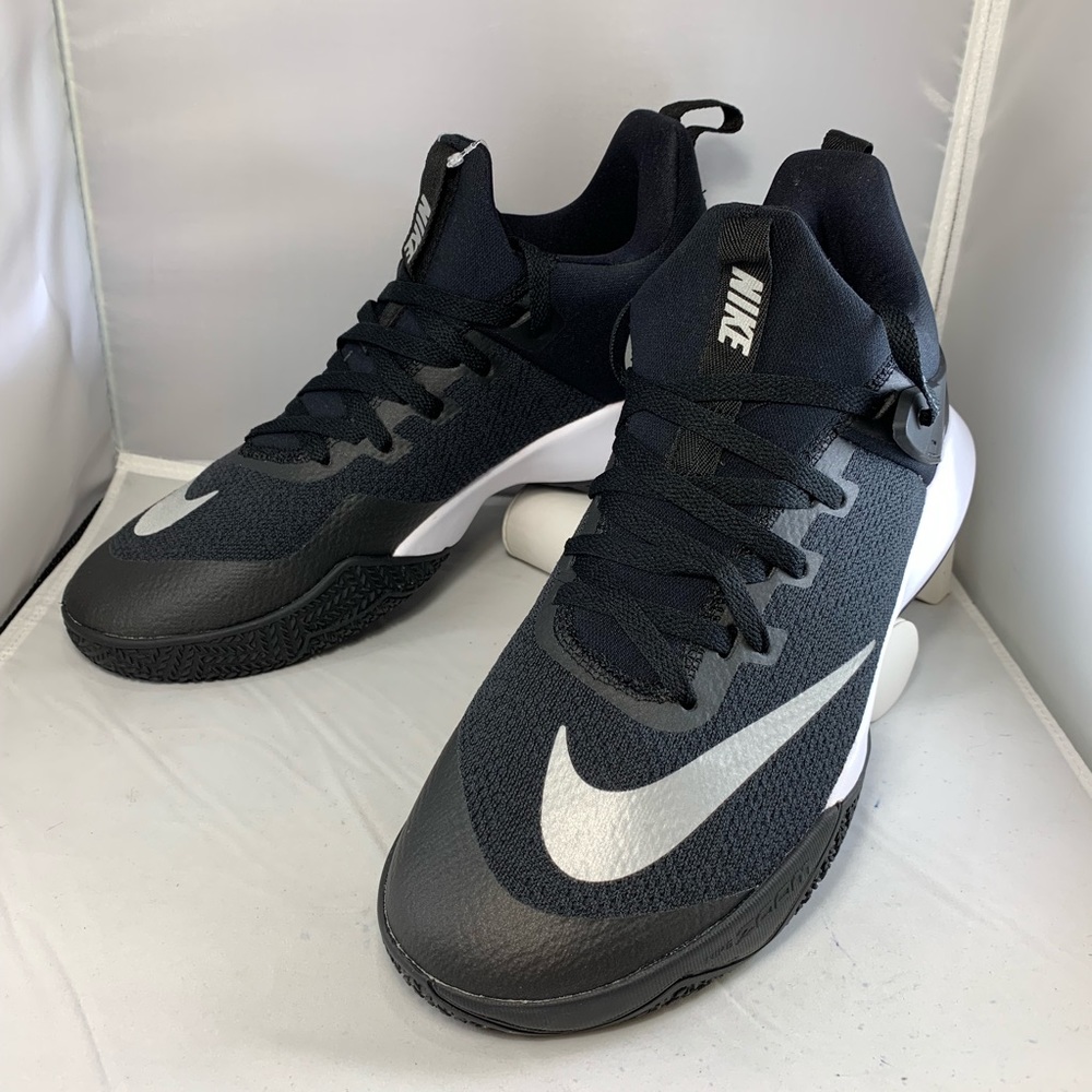 Nike Zoom Shift TB Basketball Training Shoes